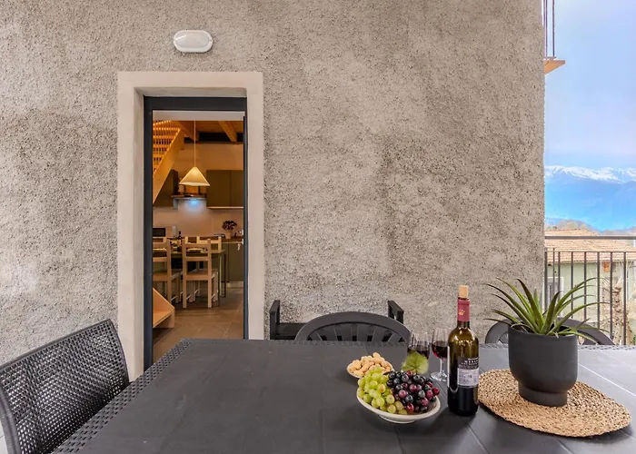 Alture E Riflessi By Interhome