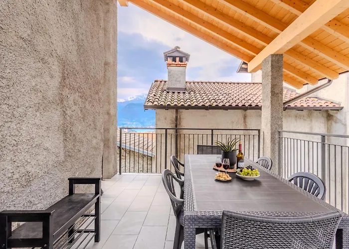 Alture E Riflessi By Interhome Nyaraló Colico